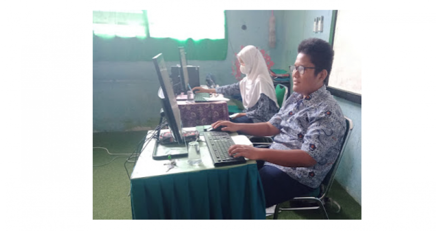 Empat Siswa MTsN 5 Kota Padang Ikuti KoSSMI