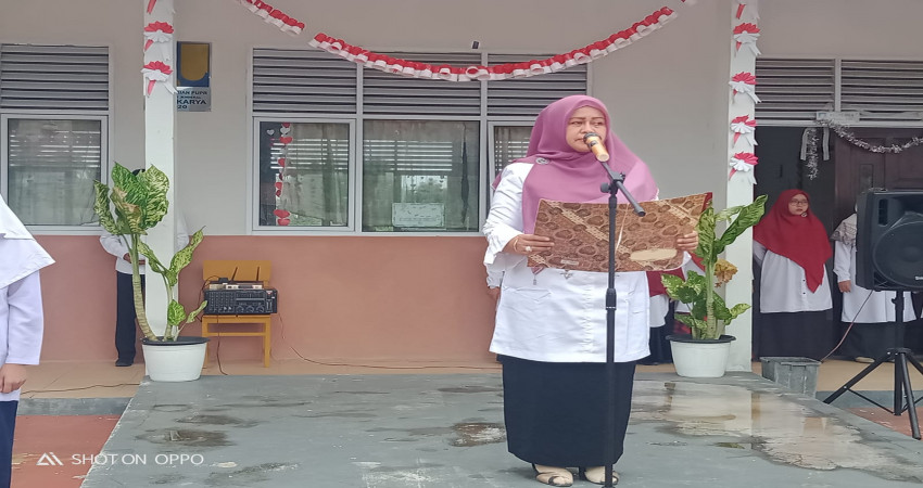 Himbauan KEPALA Kepada Siswa Pada Upacara Bendera di MTsN 5 Kota Padang