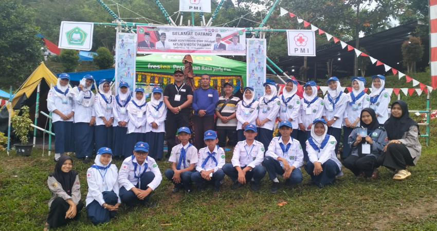 Puluhan Siswa MTSN 5 Kota Padang Ikut  Meriahkan Jumtek PMR dan PMI 2024 di Lumin Camp