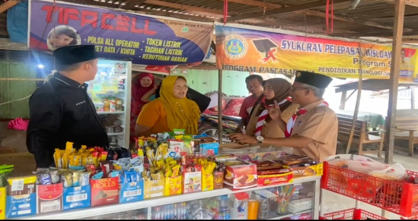 Menuju Lima Hari Kerja, MTsN 5 Kota Padang Bergerak Cepat Gandeng Pelaku Usaha