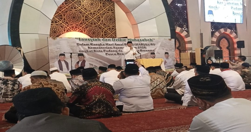 GTK MTsN 5 Kota Padang Ikuti Tabligh Akbar HAB Kemenag ke-80
