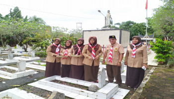 MTsN 5 Kota Padang Gelar Upacara Peringatan Hari Pramuka Ke-62 Dengan Khidmat