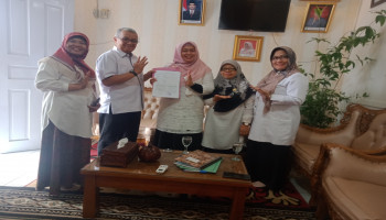 Tumbuhkan Semangat Guru, Pengawas Manajerial, Muhammad Nur Lakukan Pembinaan di MTsN 5 Kota Padang